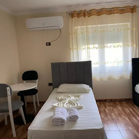 Bar Restaurant Gjocaj 3* Bajram Curri